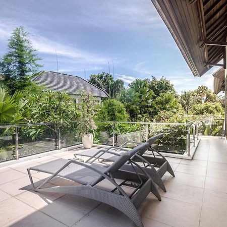 סמיניאק Villa Amelie By Jb Villas מראה חיצוני תמונה